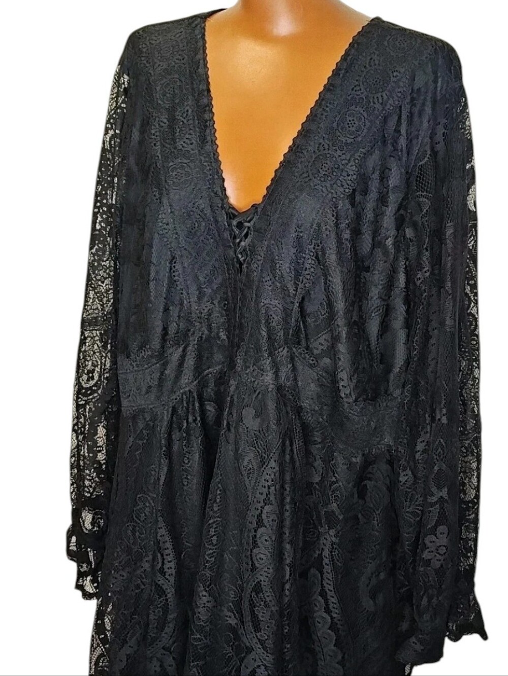 Torrid Woman 4X Witchy Goth Babydoll Top Lace Up V-Neck Blouse Sheer Lace Sleeve